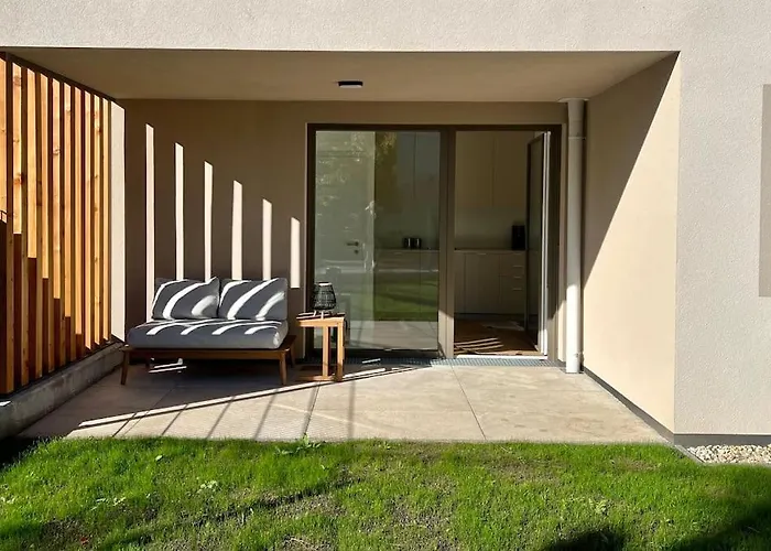 Modern Studio Gardenia_Gartenwohnung Alte Donau